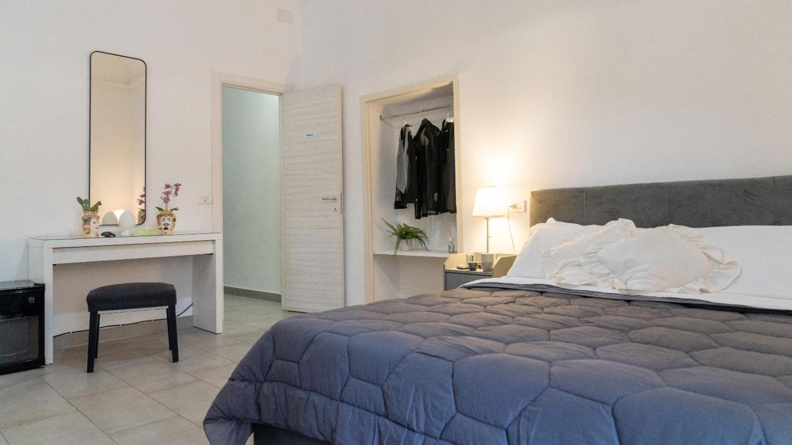 Duomo Luxury Suite Катания Экстерьер фото