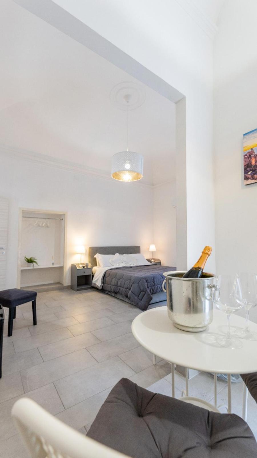 Duomo Luxury Suite Катания Экстерьер фото