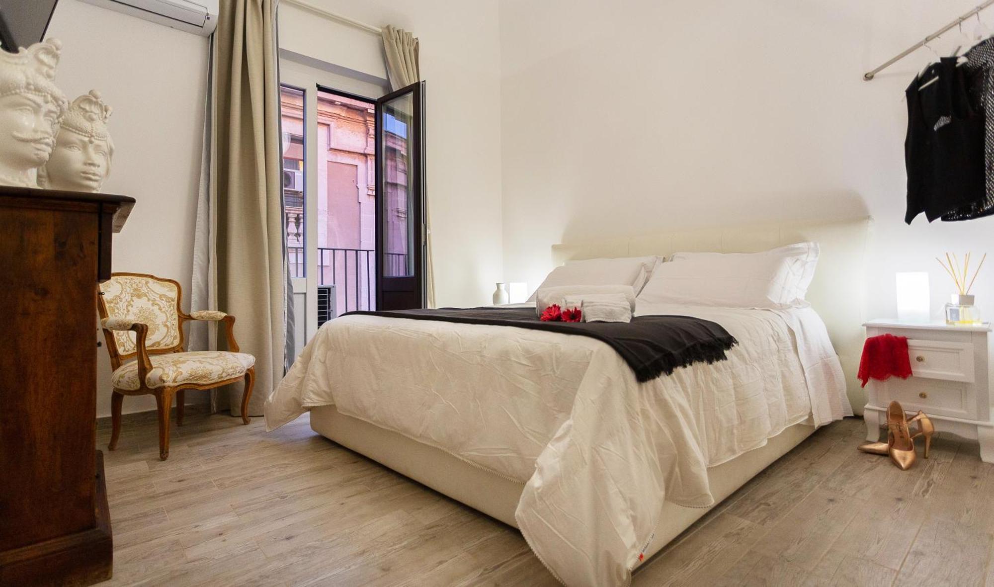 Duomo Luxury Suite Катания Экстерьер фото